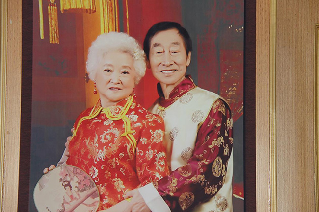 “反動(dòng)學(xué)術(shù)權(quán)威”——老人回憶錄范文《峰頂之巖》節(jié)選（33）