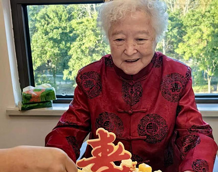 我是怎樣為90歲老人回憶錄做訪(fǎng)談準(zhǔn)備工作的？——回憶錄《峰頂之巖》幕后創(chuàng)作故事（6）